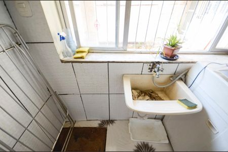 Casa à venda com 60m², 3 quartos e sem vagaÁrea de Serviço