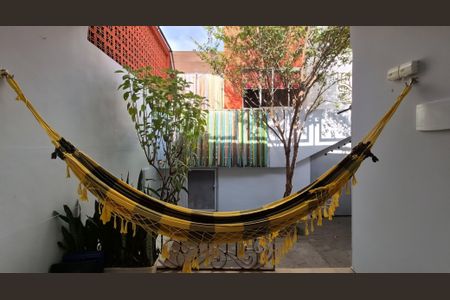 Casa para alugar com 50m², 1 quarto e sem vaga Casa para alugar com 50m², 1 quarto e sem vagaQuintal casa 2