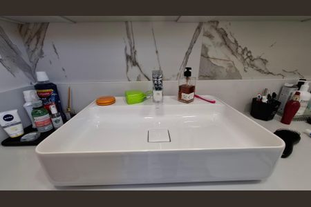 Apartamento à venda com 125m², 3 quartos e 3 vagasBanheiro da Suíte