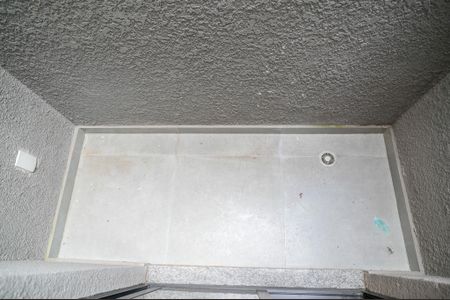 Apartamento à venda com 40m², 2 quartos e sem vagaSacada