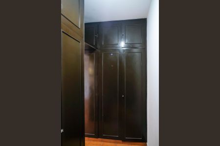 Casa à venda com 200m², 4 quartos e 3 vagasCloset da suíte