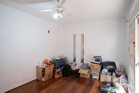 Casa à venda com 200m², 4 quartos e 3 vagasSala