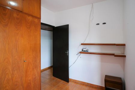 Casa à venda com 200m², 4 quartos e 3 vagasQuarto 2