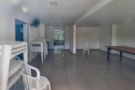 Apartamento à venda com 55m², 2 quartos e 1 vagaÁrea comum