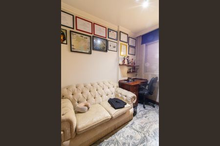 Apartamento à venda com 85m², 2 quartos e 1 vagaEscritório