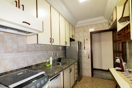 Apartamento à venda com 85m², 2 quartos e 1 vagaCozinha