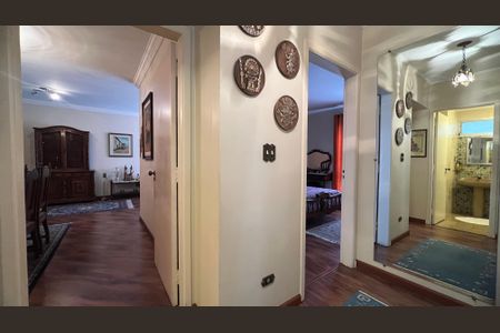 Apartamento à venda com 135m², 3 quartos e 1 vagaCorredor