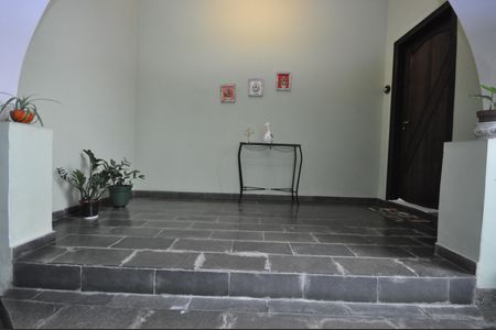 Casa à venda com 160m², 3 quartos e 2 vagasHall de entrada