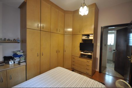 Casa à venda com 160m², 3 quartos e 2 vagasQuarto 1