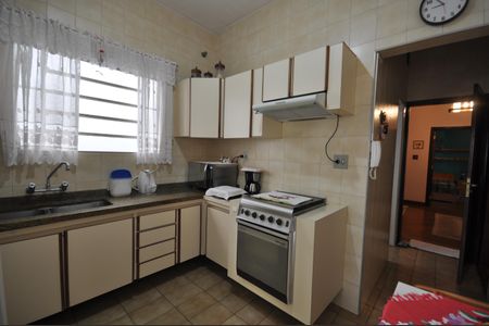 Casa à venda com 160m², 3 quartos e 2 vagasCozinha