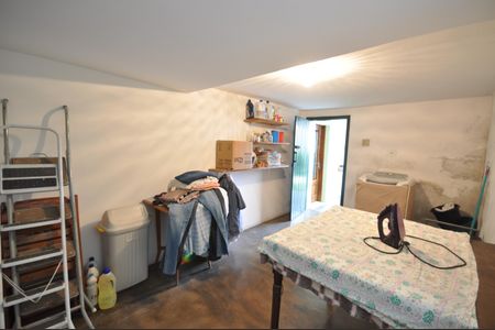 Casa à venda com 160m², 3 quartos e 2 vagasÁrea de Serviço