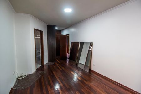 Casa de condomínio para alugar com 350m², 3 quartos e 2 vagasSuíte