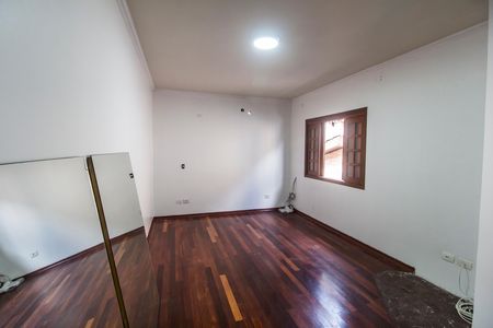 Casa de condomínio para alugar com 350m², 3 quartos e 2 vagasSuíte