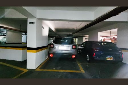 Apartamento à venda com 85m², 3 quartos e 1 vaga Apartamento à venda com 85m², 3 quartos e 1 vagaGaragem