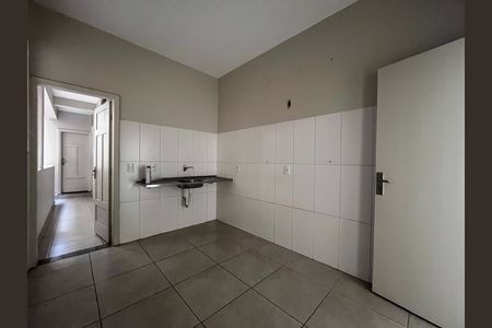 Apartamento à venda com 90m², 2 quartos e sem vaga Apartamento à venda com 90m², 2 quartos e sem vagaCozinha