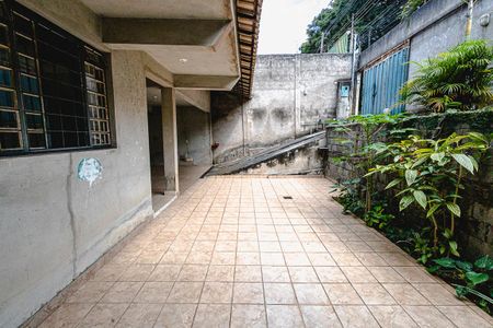 Casa à venda com 250m², 4 quartos e 2 vagasGaragem