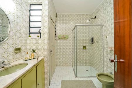 Casa à venda com 270m², 3 quartos e 6 vagas Casa à venda com 270m², 3 quartos e 6 vagasBanheiro Social