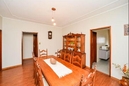 Casa à venda com 270m², 3 quartos e 6 vagas Casa à venda com 270m², 3 quartos e 6 vagasSala de Jantar