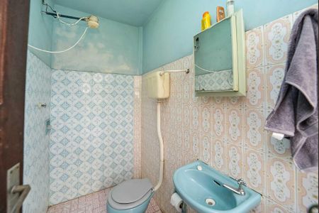 Casa à venda com 270m², 3 quartos e 6 vagas Casa à venda com 270m², 3 quartos e 6 vagasBanheiro de serviço