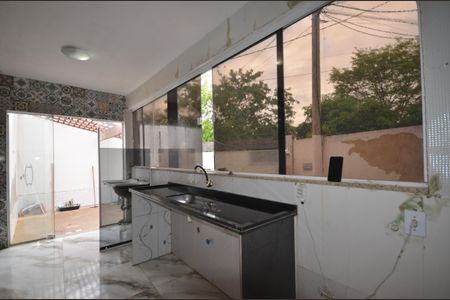 Casa para alugar com 90m², 3 quartos e 1 vagaCozinha