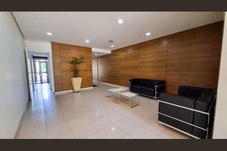 Apartamento à venda com 95m², 2 quartos e 2 vagasHall