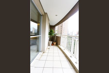 Apartamento à venda com 95m², 2 quartos e 2 vagasVaranda