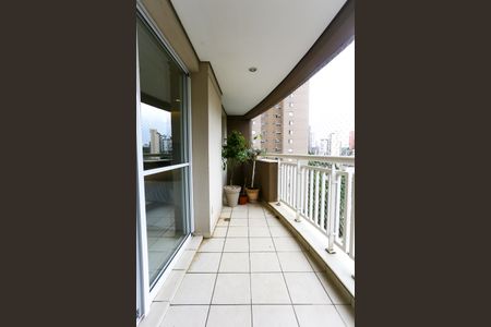 Apartamento à venda com 95m², 2 quartos e 2 vagasVaranda