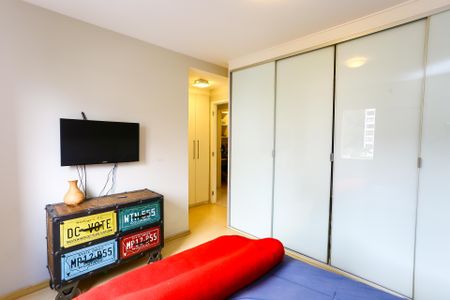 Apartamento à venda com 95m², 2 quartos e 2 vagasSuíte 1