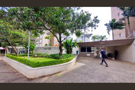 Apartamento à venda com 95m², 2 quartos e 2 vagasFachada