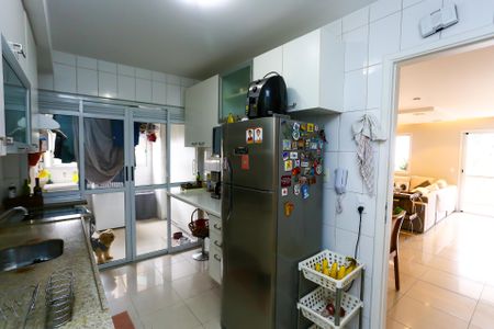 Apartamento à venda com 95m², 2 quartos e 2 vagasCozinha