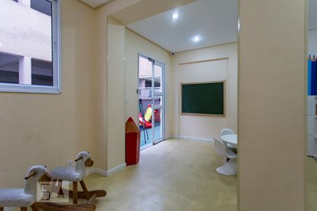 Apartamento à venda com 48m², 2 quartos e 1 vaga Apartamento à venda com 48m², 2 quartos e 1 vagaÁrea comum - brinquedoteca