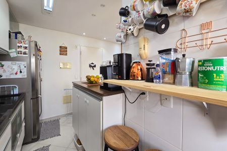 Apartamento à venda com 48m², 2 quartos e 1 vaga Apartamento à venda com 48m², 2 quartos e 1 vagaCozinha