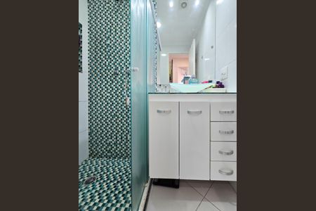 Apartamento à venda com 48m², 2 quartos e 1 vaga Apartamento à venda com 48m², 2 quartos e 1 vagaBanheiro Social