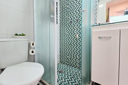 Apartamento à venda com 48m², 2 quartos e 1 vaga Apartamento à venda com 48m², 2 quartos e 1 vagaBanheiro Social