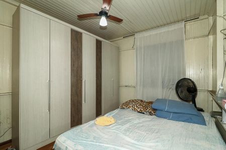 Casa à venda com 200m², 3 quartos e 2 vagasQuarto