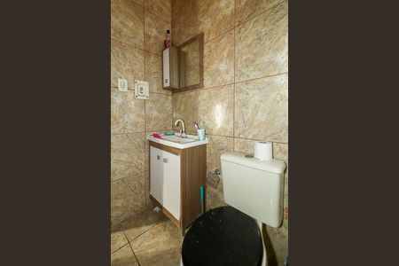 Casa à venda com 200m², 3 quartos e 2 vagasBanheiro