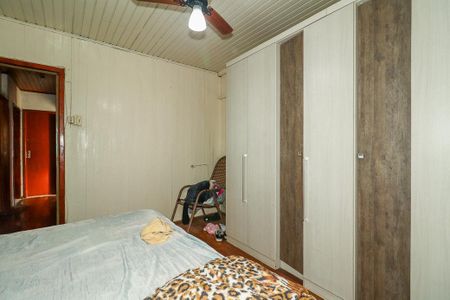 Casa à venda com 200m², 3 quartos e 2 vagasQuarto