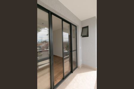 Casa à venda com 184m², 3 quartos e 2 vagasVaranda Quarto 1