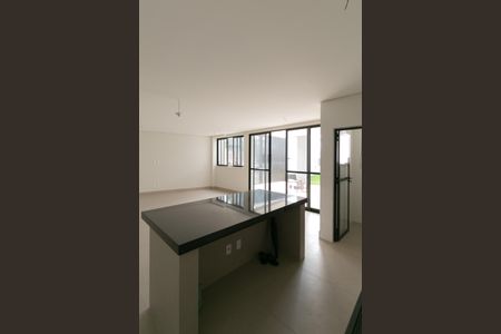 Casa à venda com 184m², 3 quartos e 2 vagasSala/Cozinha 