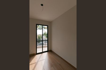 Casa à venda com 184m², 3 quartos e 2 vagasSuite