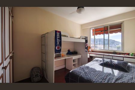 Apartamento à venda com 87m², 2 quartos e 2 vagasQuarto