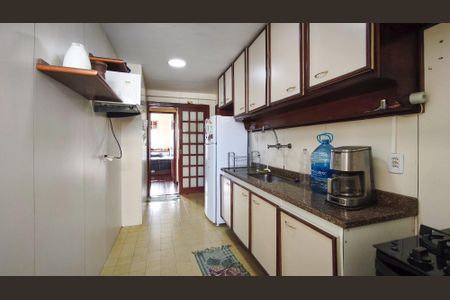 Apartamento à venda com 87m², 2 quartos e 2 vagasCozinha