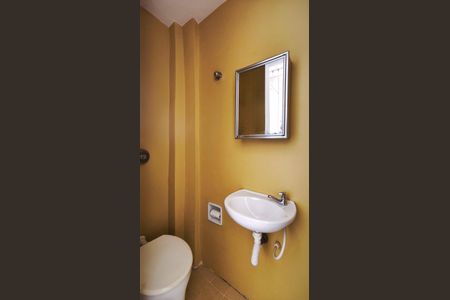 Apartamento à venda com 87m², 2 quartos e 2 vagasBanheiro de serviço