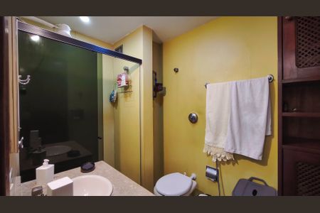 Apartamento à venda com 87m², 2 quartos e 2 vagasBanheiro Social