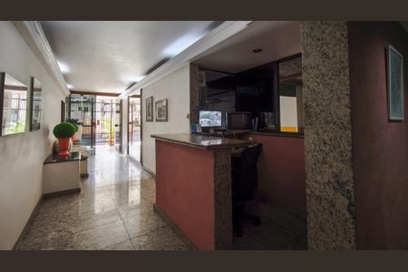 Apartamento à venda com 87m², 2 quartos e 2 vagasFachada e portaria