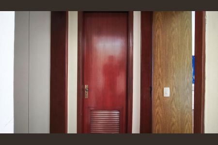 Apartamento à venda com 87m², 2 quartos e 2 vagasCorredor