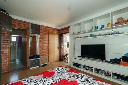 Casa à venda com 130m², 3 quartos e 3 vagasSuíte