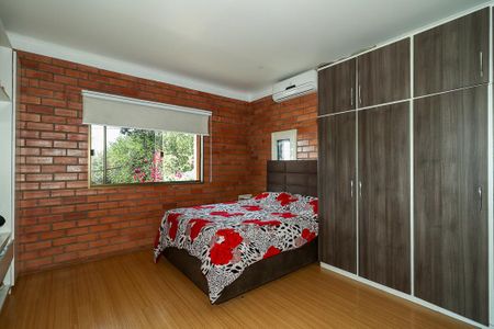 Casa à venda com 130m², 3 quartos e 3 vagasSuíte