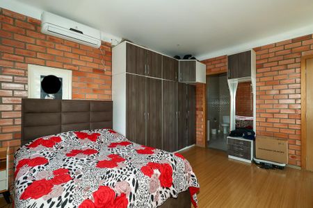 Casa à venda com 130m², 3 quartos e 3 vagasSuíte
