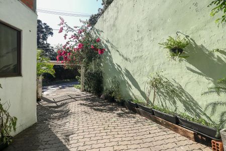 Casa à venda com 130m², 3 quartos e 3 vagasQuintal